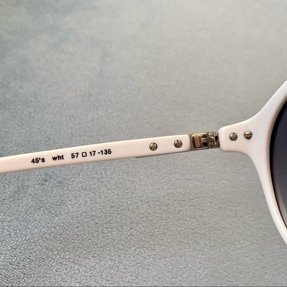 Brand New Modern Amusement “45’s” Oversize White Sunglasses - Picture 6 of 10